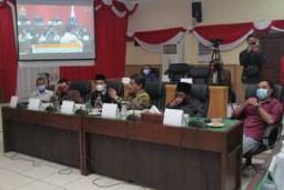 Pedagang Pasar Diajak Rapat DPRD Bojonegoro