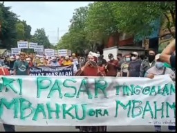 Aksi Demo Pedagang Pasar Kota Bojonegoro, Anggota DPRD Hadir