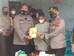 Hebat, Kapolres Nganjuk Beri Bantuan Usaha untuk Mantan Pasien ODGJ