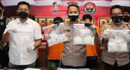 Sekilo Sabu dan Seorang Wanita, Diungkap Polisi Narkotika Gagal Beredar