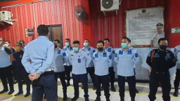 Antisipasi Gangguan Kamtib, Blok Hunian Lapas Sidoarjo Digeledah