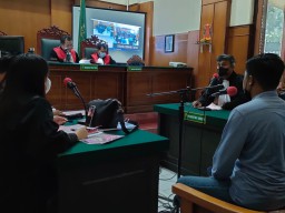 Dua Pria Pembeli Sabu Kunti Mulai Disidang