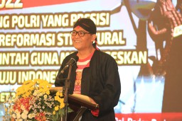 Mantan Kabid Humas Polda Jatim Buka Rakernis Logistik Polri