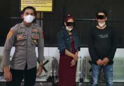 Bersama Istri Sirih, Pria ini Digrebek Dalam Kamar Gegerkan Warga
