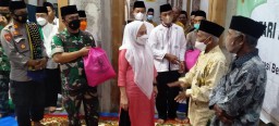 Bupati Anna Ambil Sumpah Puluhan ASN Bojonegoro