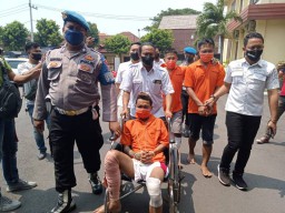 Pelaku Begal Sadis, Dihadiahi Timah Panas Hingga Sulit Berjalan