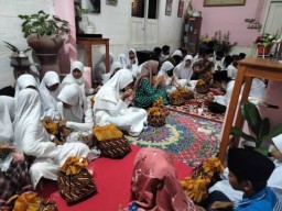 IKM Bojonegoro Bagikan Santunan kepada Anak Yatim dan Kaum Dhuafa
