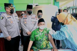 PJU Polda Jatim Cek Vaksinasi di PCNU Gresik