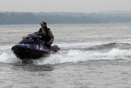 Polairud Polda Jatim Patroli Laut Himbau Pemudik