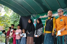 DPC PAN Pamekasan Bersama Baziz Gelar Khotmil Qur'an dan Santunan Anak Yatim