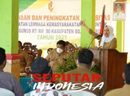 Bupati Bojonegoro Cairkan Insentif Bagi Ketua RT RW