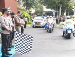 Polda Jatim Terjunkan Puluhan Mobil Tilang Elektronik dalam Operasi Patuh Semeru 2022