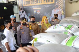 Mafia Pupuk Bersubsidi Diringkus Polisi, Jual Diatas HET