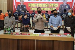 Karena Byaran, Lima Orang Diamankan Polisi