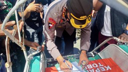 Anti Narkoba di Monumen Arek Lancor