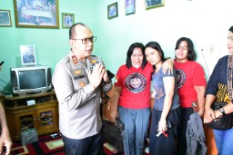 Polisi Kirim Tim Trauma Healing untuk Keluarga Brigadir J