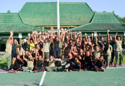 Jaga Kekompakan, TNI - Polri di Bojonegoro olahraga Bareng