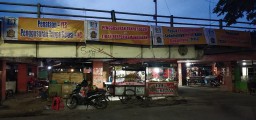 Penggusuran Puluhan PKL Bawah Tol Tambak Asri Ditunda