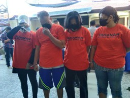 Tiga Wanita Residivis Kembali Ditangkap, Bersama Satu Pria Mencuri