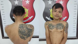 Pria Tattoo Gasak Kendaraan Kurir Online dan Barang Milik Shopee