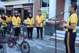 Gowes Polres Pamekasan Sambut HUT Polwan