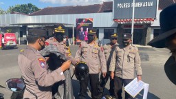 Kapolres Periksa Anggota dan Kendaraan Dinas