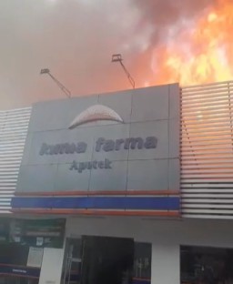 Penyebab Apotik Kimia Farma Diponegoro Terbakar