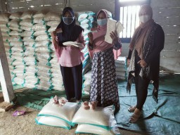 BPNT di Desa se Kecamatan Kedungadem Sudah Tersalurkan