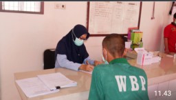 Penghuni Lapas Narkotika Pamekasan di Tes HIV Aids