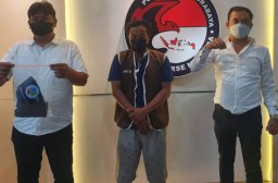 Penjaga Makam di Keputih dengan Puluhan Poket Hemat Sabu