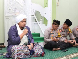 Maulid Nabi, Polres Sampang Doakan Korban Kanjuruhan