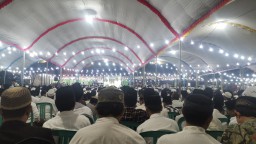 Perayaan Maulid Nabi di Rumah Wakil Bupati Sampang