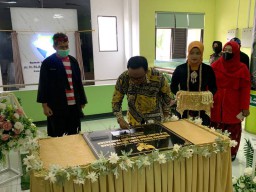 Gedung Baru RSUD dr. H. Slamet Martodirdjo Pamekasan