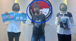 Ojol ini Dapat Paketan, Isinya Mengejutkan