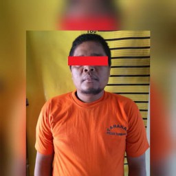 Helem Melayang Gara Gara Ditagih Hutang
