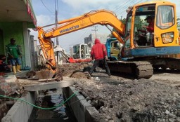 Pemkab Bojonegoro Terus Bangun Drainase untuk Mengatasi Genangan Air