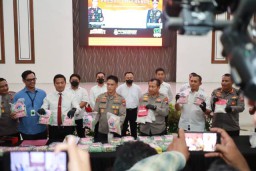 Beruntung tak Ditembak, Tujuh Kurir Sabu dengan 36 Kilo dan 15 Ribu Ekstasi