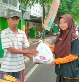 Ganjar Milenial Center Pamekasan, Madura.