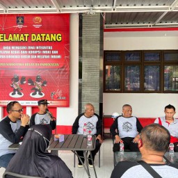 Semangat Raih Predikat WBK Tahun 2023 Lapas Narkotika Kelas IIA Pamekasan Rapat Evaluasi