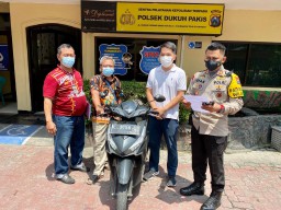 Warga Ketintang Sumringah, Motor yang Sempat Hilang Kembali