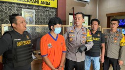 Dorong Motor Scoopy, Pria di Surabaya Dibekuk Polisi