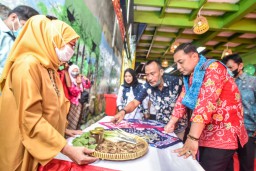 Eri Cahyadi Kebut Sektor Ekonomi dan Pariwisata Lewat Kampung Batik Okra