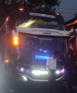 Pemesan Tiket Bus KYM Trans Tujuan Jakarta, Kecewa