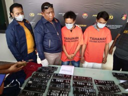 Polisi Temukan Puluhan Nopol dalam Rumah Bulak Banteng