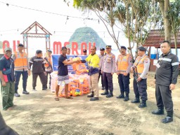 4 Destinasi Wisata di Pesanggaran Dibantu Ratusan Life Jacket