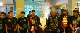 Seniman Reog dan Jaranan Jagong Bareng Bupati Ana