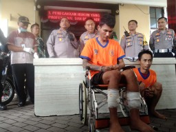 Polisi Tembak Pelaku Curi Motor, Mengaku Dijual ke Madura