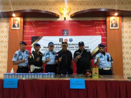 Tes Urine dan Razia Rutan Kelas II B Sumenep