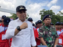 Pelajar hingga Pejabat Pemkot Surabaya Masuk Sekolah Kebangsaan