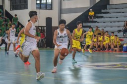 Ratusan Pelajar se-Surabaya Raya Berebut Piala Walikota di Kejuaran Bola Basket